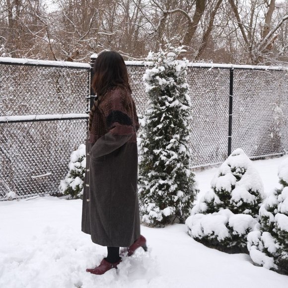 Make a Statement with this One-of-a-Kind Brown Long Coat (Small / Medium) - Picture 9 of 11